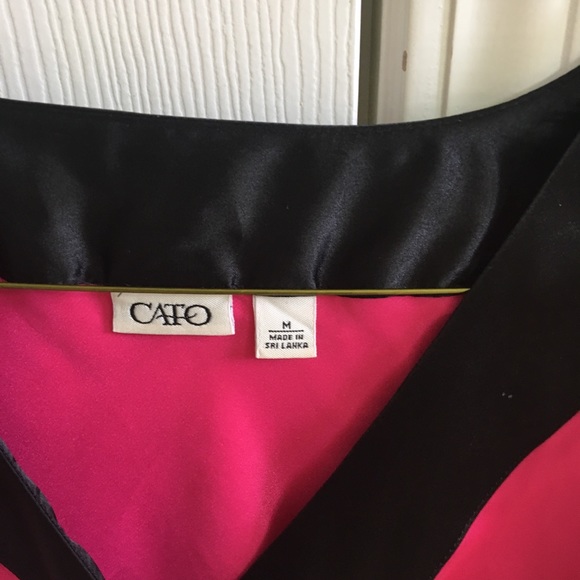 V-neck silk blouse - Picture 2 of 3